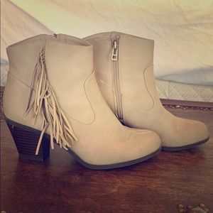 Booties with fringe